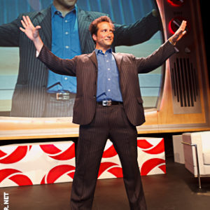 Simon Winthrop Performing at an event